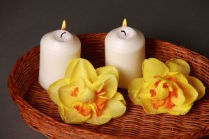 candles for holistic treatment